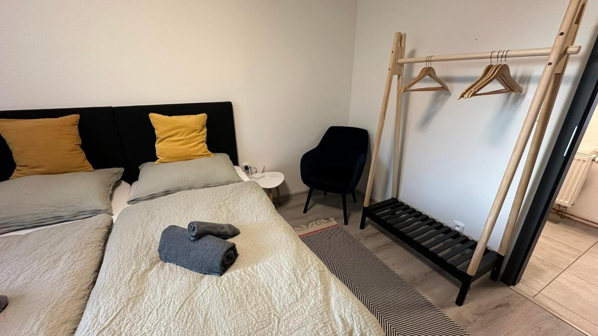 Apartmany Na Trojce ジャテツ エクステリア 写真